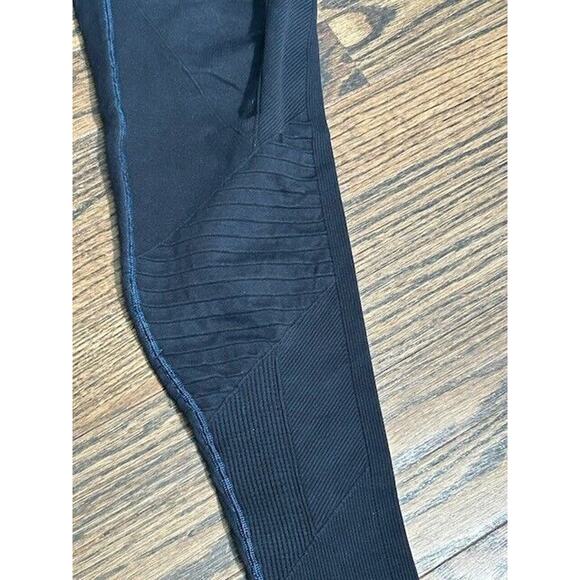 Free People Movement Athletic Leggings Pull On Stretch Mid Rise Black Size XS/S - Picture 4 of 7
